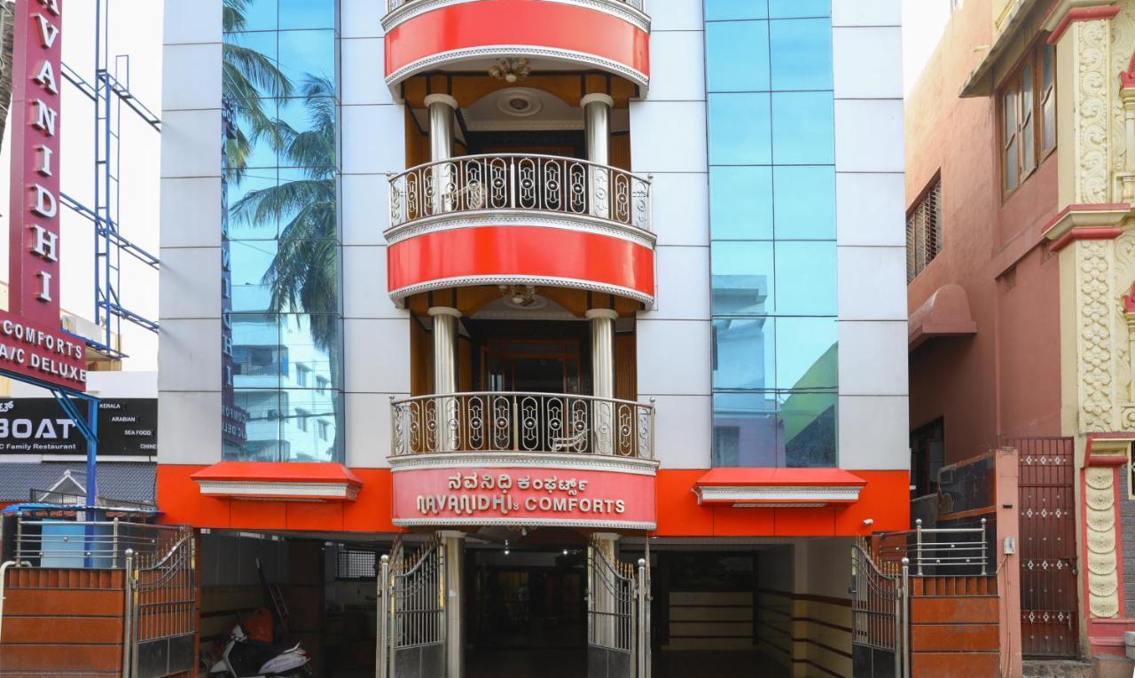 Treebo Nava Nidhi Comforts Bangalore Exterior photo